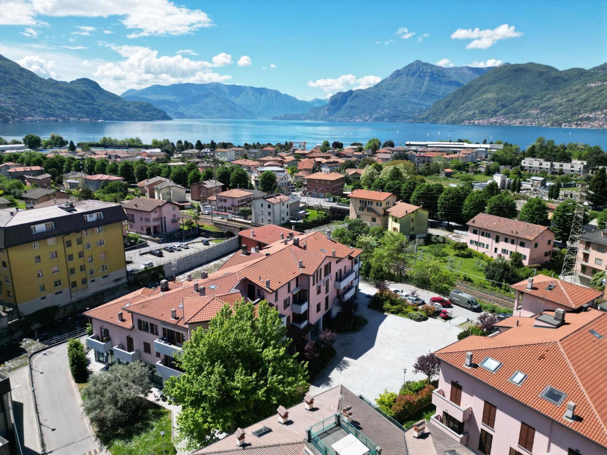 Lake And River Feelings - Dervio Apartment 외부 사진